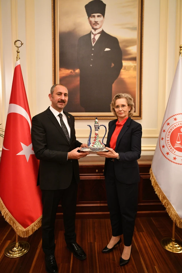 Adalet Bakanı Gül, AGİT PA Lideri Cederfelt ve beraberindeki heyetle görüştü