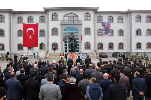 Atatürk Oltu'da etkinliklerle anıldı