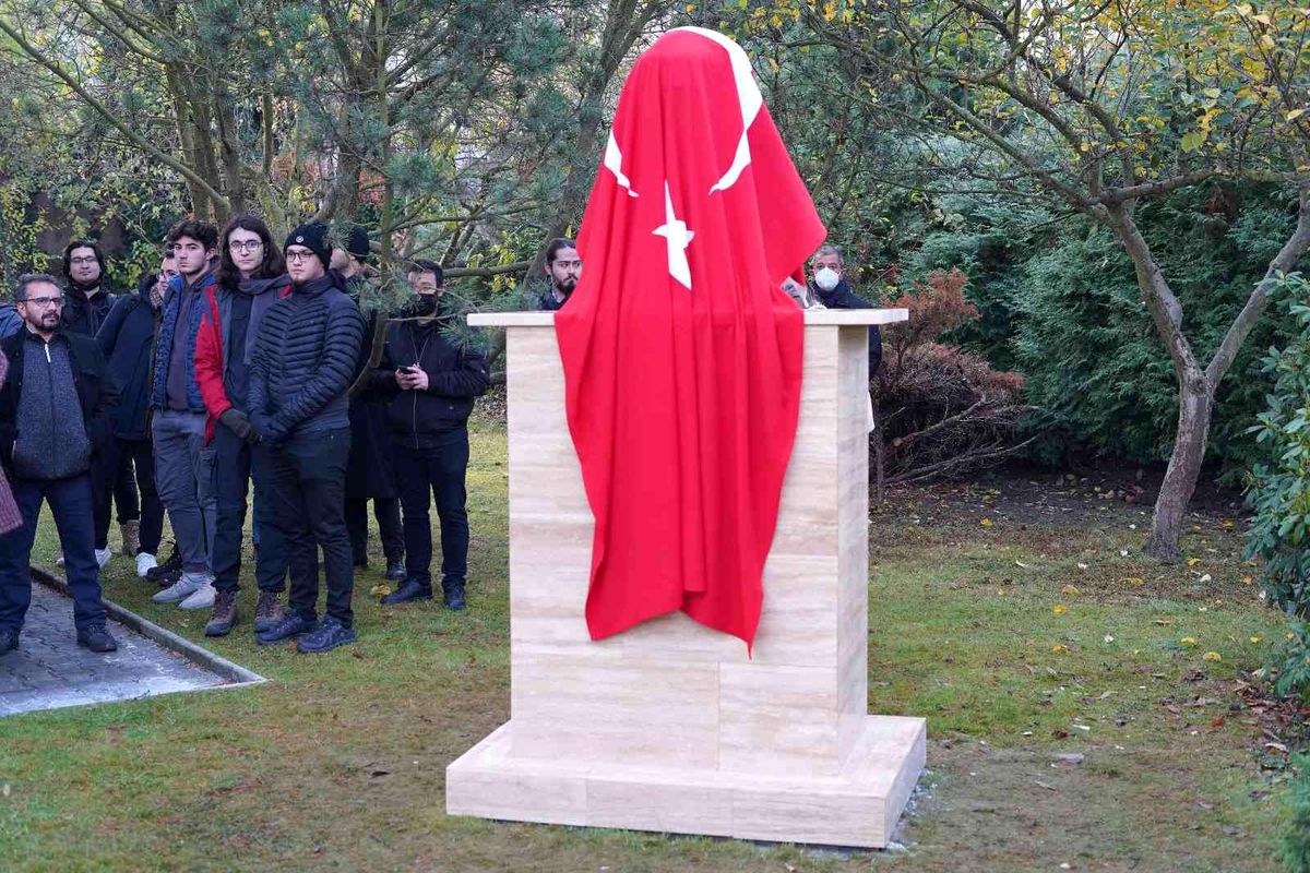 Son dakika haber | Atatürk ölümünün 83. yılında Çekya'da anıldı