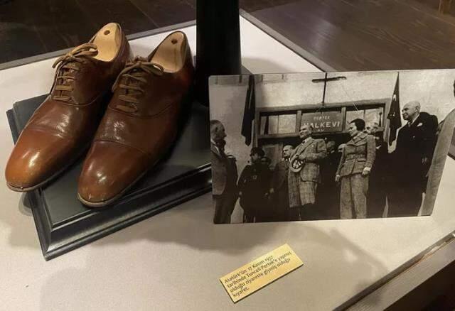 Atatürk'ün bugüne kadar sergilenmemiş 31 kişisel eşyası ziyarete açıldı