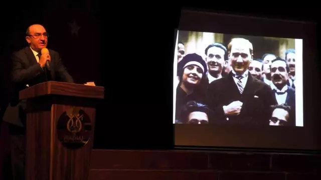 Büyük Önder Atatürk, Gölcük ve Karamürsel'de anıldı