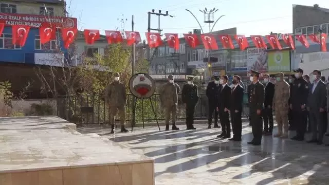 Büyük Önder Atatürk'ü anıyoruz