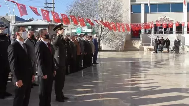 Büyük Önder Atatürk'ü anıyoruz