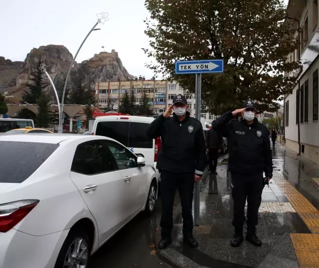 KASTAMONU - Büyük Önder Atatürk'ü anıyoruz