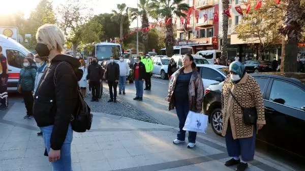 Büyük Önder Atatürk, Gölcük ve Karamürsel'de anıldı