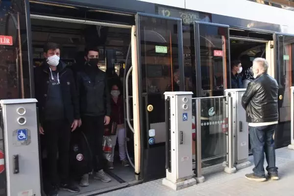 Eskişehir'de Atatürk'ün sesinden 10'uncu Yıl Nutku