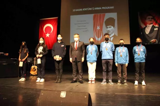 Büyük Önder Atatürk, Gölcük ve Karamürsel'de anıldı