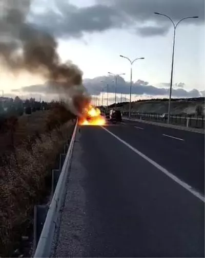 Seyir halindeyken alev alev yandı