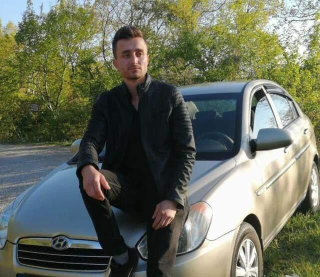 Telefonda tartıştığı eski sevgilisini iş yerine giderek öldürdü Telefonda tartıştığı eski sevgilisini iş yerine giderek öldürdü