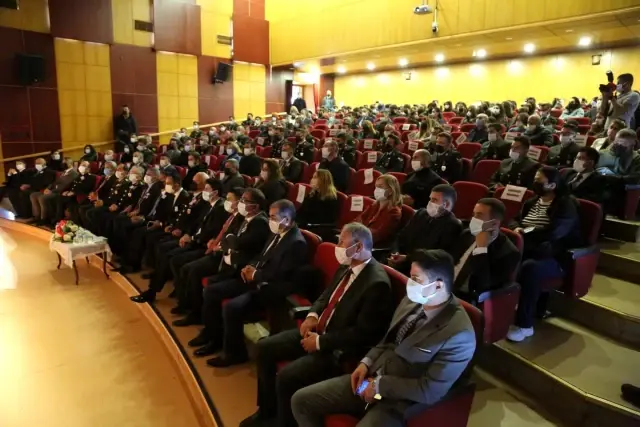 Tunceli'de Atatürk'ü anma programı düzenlendi