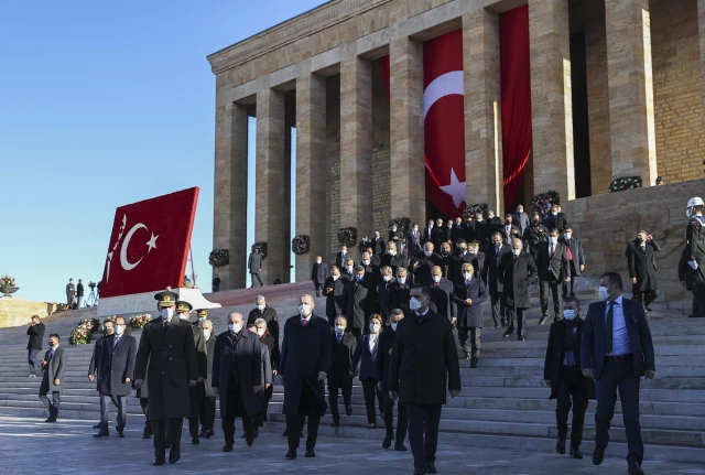 Ulu Lider Atatürk için Anıtkabir'de devlet merasimi düzenlendi