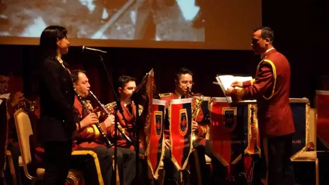 Büyük Önder Atatürk'ü anıyoruz