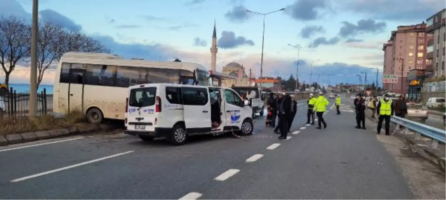 Son dakika haberleri! 7 KİŞİNİN YARALANDIĞI ZİNCİRLEME KAZA KAMERADA