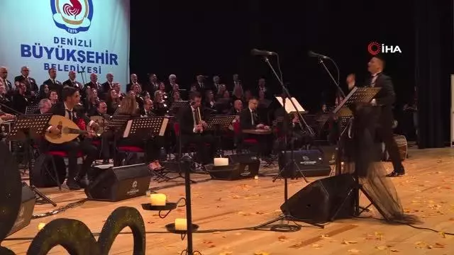 Atatürk, sevdiği şarkılarla anıldı