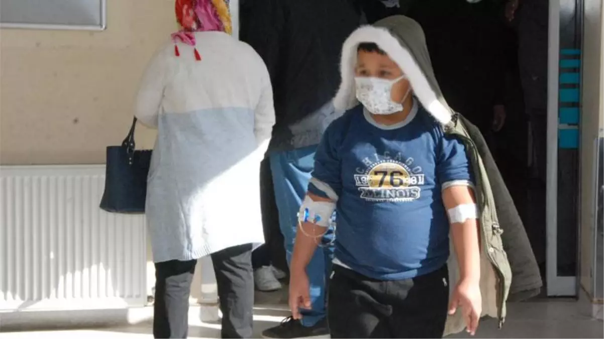 Bartın'da 417 öğrenci aynı şikayetle hastanelik oldu, soruşturma başlatıldı