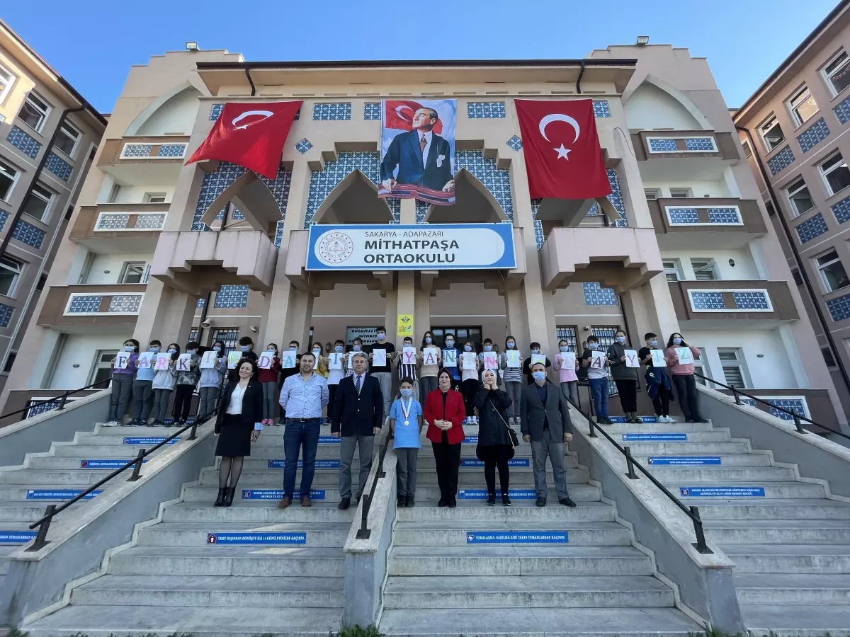 Bursunu kanser derneğine bağışlayan öğrenci duyarlılığıyla örnek oldu