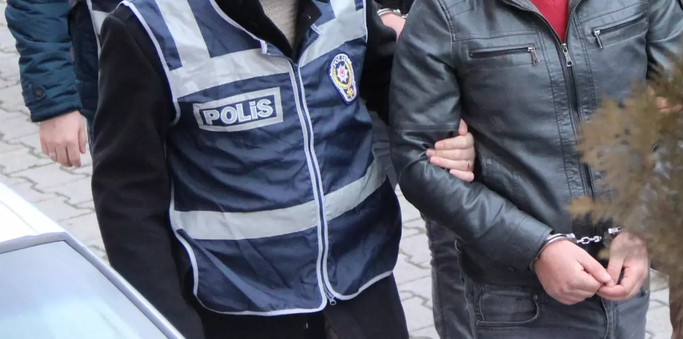 Erdoğan'ın Üsküdar'daki konutunun fotoğraflarını çeken İsrailli çift gözaltında