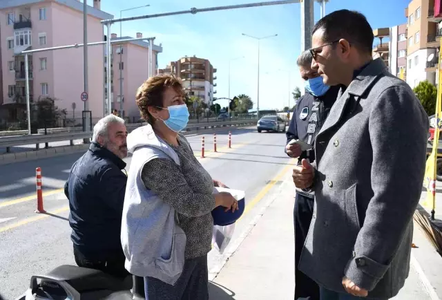 Kuşadası'nda köprülü kavşaklara butonlu yaya geçidi geliyor