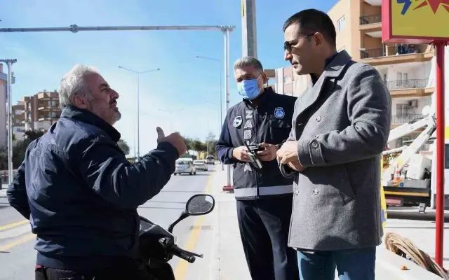 Kuşadası'nda köprülü kavşaklara butonlu yaya geçidi geliyor
