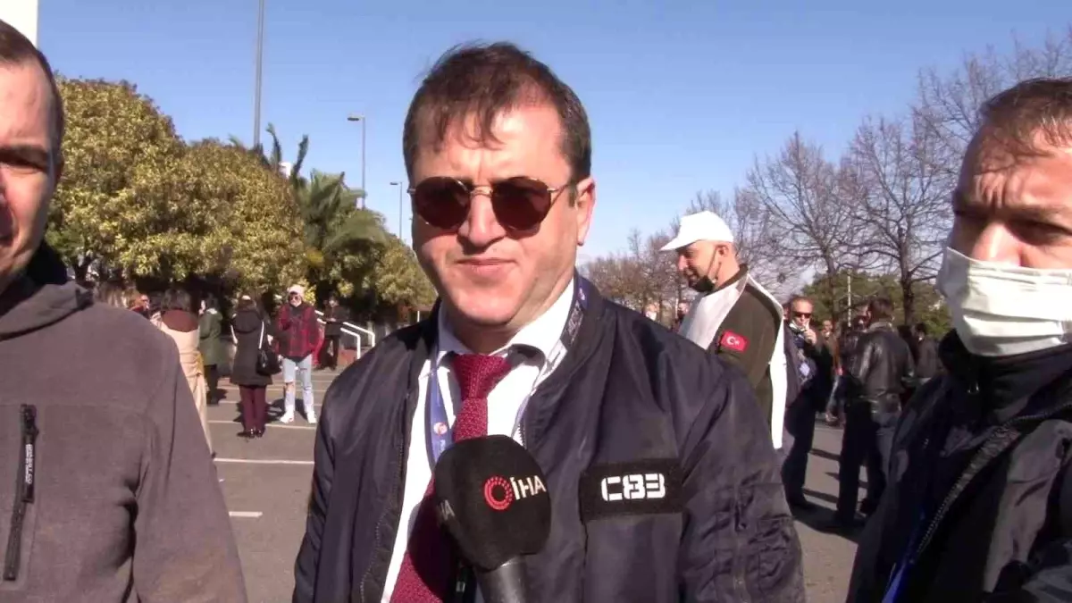 Onur Air çalışanları ikinci kez maaş eyleminde