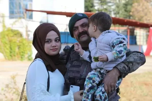 Polis Özel Harekat timleri törenle Suriye'ye uğurlandı