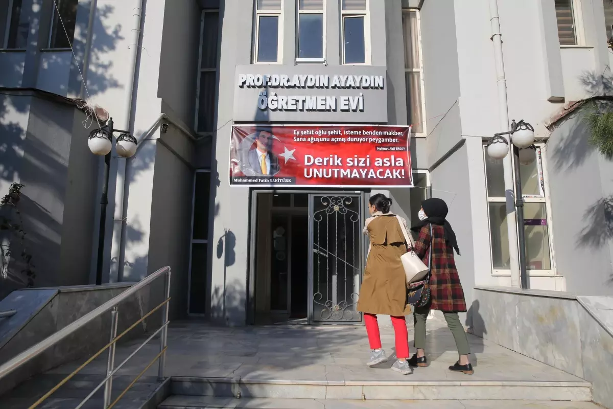 Şehit Kaymakam Safitürk görev yaptığı Mardin'in Derik ilçesinde anıldı