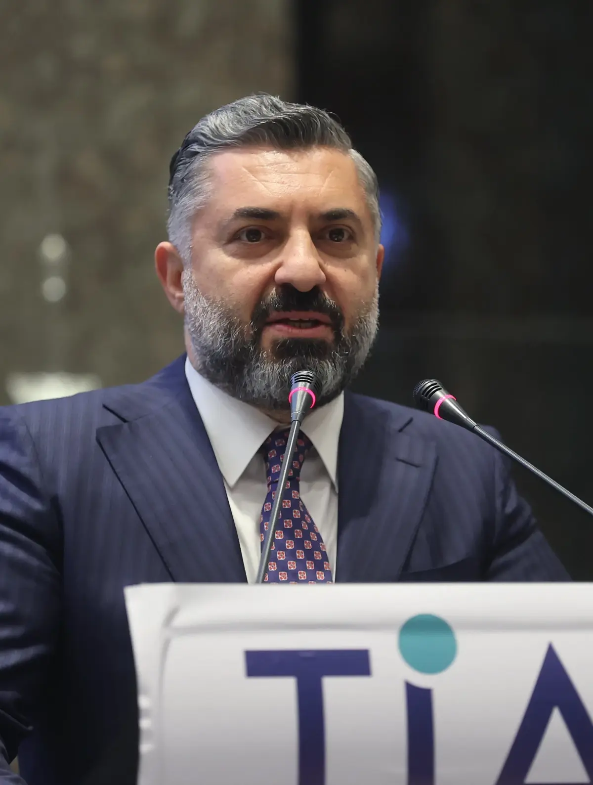 Türkiye'de televizyon izleme süresi 4,5 saati aştı