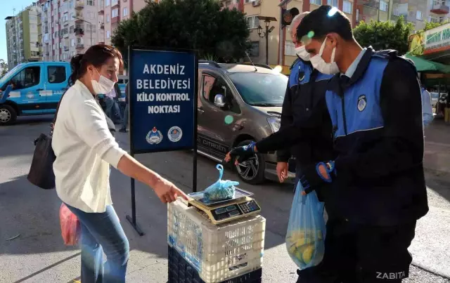 Akdeniz Belediyesi, semt pazarlarına kilo kontrol noktaları kurdu