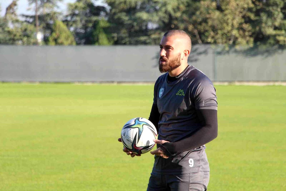 Horoz çıkış arıyor