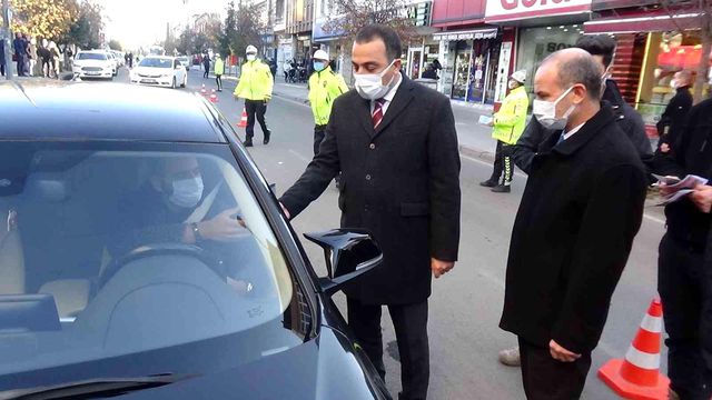 Kars'ta emniyet kemeri uygulaması yapıldı