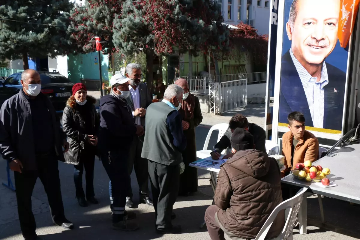 AK Parti Hekimhan İlçe Başkanı Hacı Özhan: 'AK Nokta aracımız ilçe ilçe geziyor'