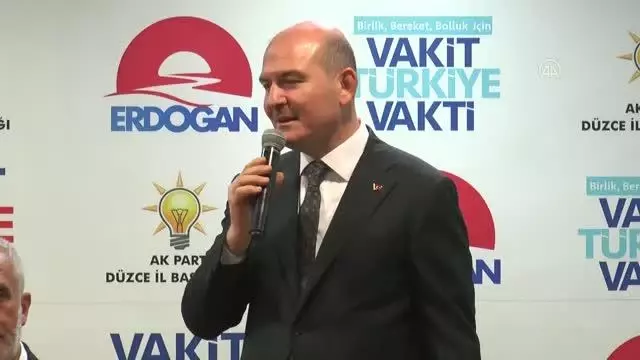 Son dakika! İçişleri Bakanı Soylu, AK Parti Düzce İl Başkanlığını ziyaret etti