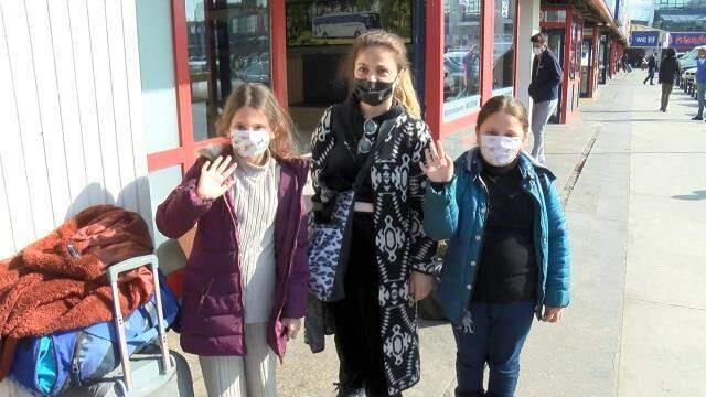 Otogarda tatil yoğunluğu! Veliler ve öğrenciler İstanbul dışına akın ediyor Otogarda tatil yoğunluğu! Veliler ve öğrenciler İstanbul dışına akın ediyor