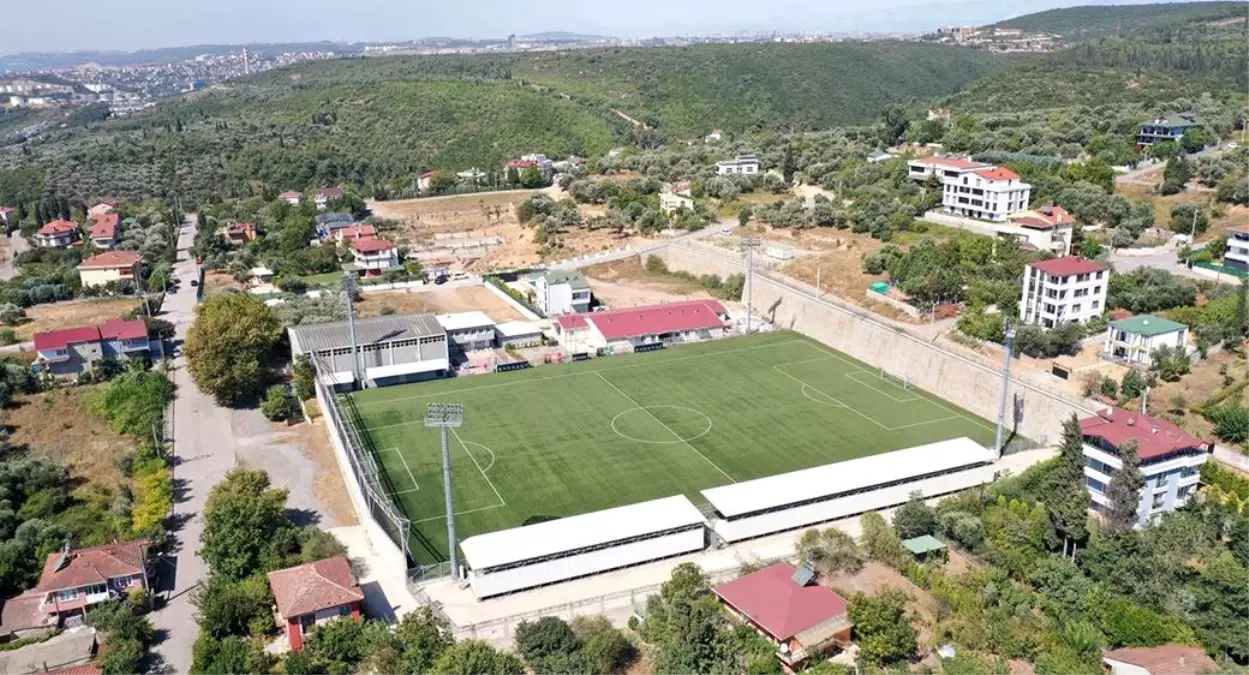 Tavşancıl Salih Gün Stadı Sporcu Kamp Merkezi tamamlandı