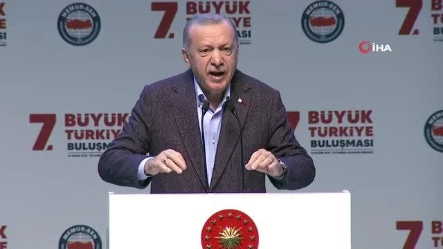 Son dakika haberi... Cumhurbaşkanı Recep Tayyip Erdoğan: "Kemal Kılıçdaroğlu memurların hepsini tehdit ediyor. Benim memur kardeşlerim bunlara pabuç bırakmaz."