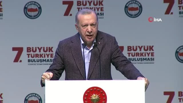 Son dakika haberi... Cumhurbaşkanı Recep Tayyip Erdoğan: "Kemal Kılıçdaroğlu memurların hepsini tehdit ediyor. Benim memur kardeşlerim bunlara pabuç bırakmaz."