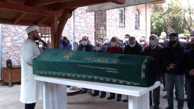 Aysun Kayacı, babası Selahattin Kayacı'nın cenaze törenine katılmadı