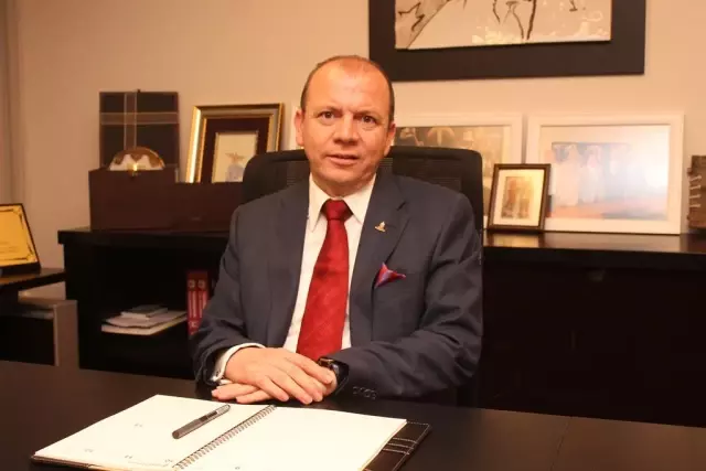 Bursa Ticaret Borsasından öğrencilere mont yardımı