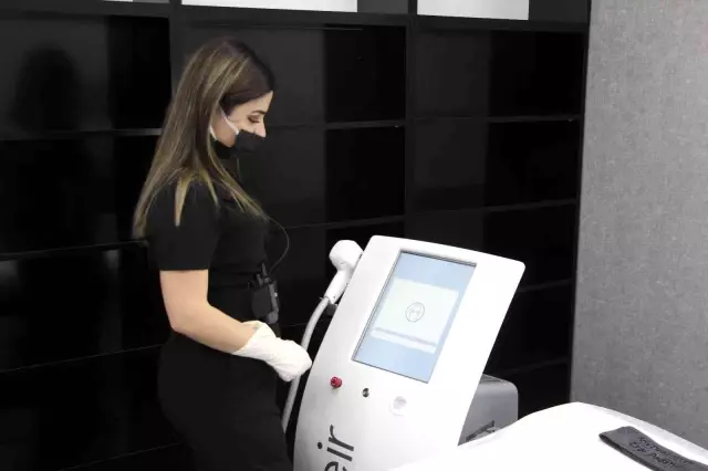 Demet Akalın, güzelliğinin sırlarını Denizlili kadınlarla paylaştı