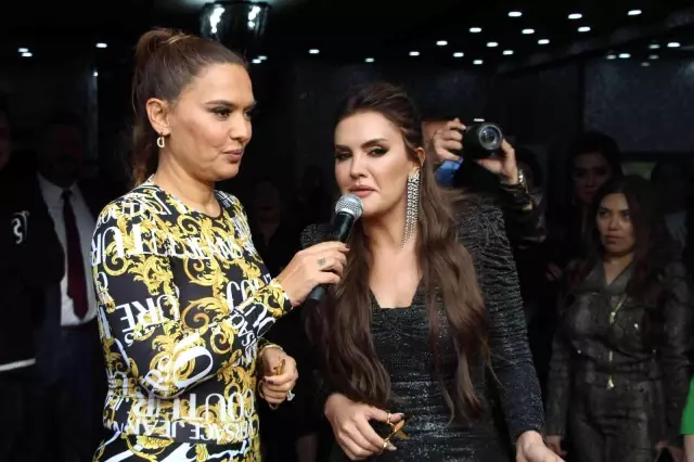 Demet Akalın, güzelliğinin sırlarını Denizlili kadınlarla paylaştı
