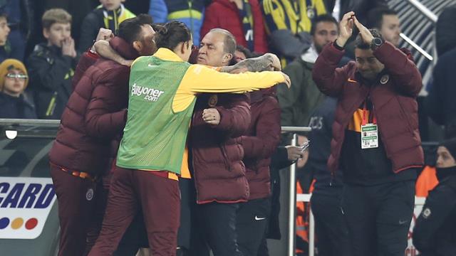 Galatasaray taraftarından çılgın talep! Fenerbahçe derbisine bilet kalmadı