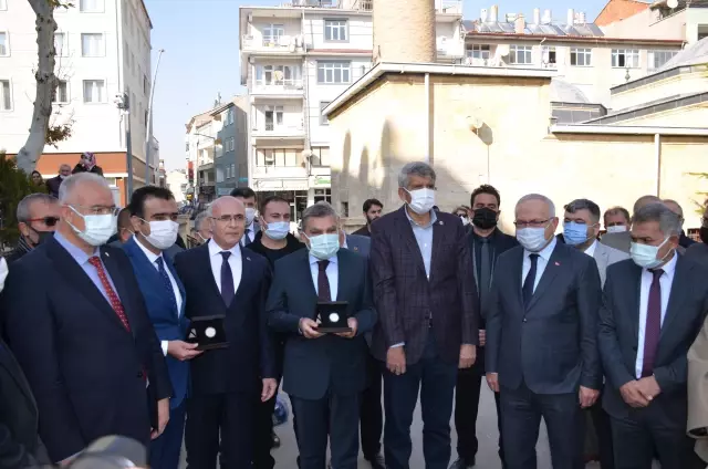 Yunus Emre hatıra parası tanıtıldı