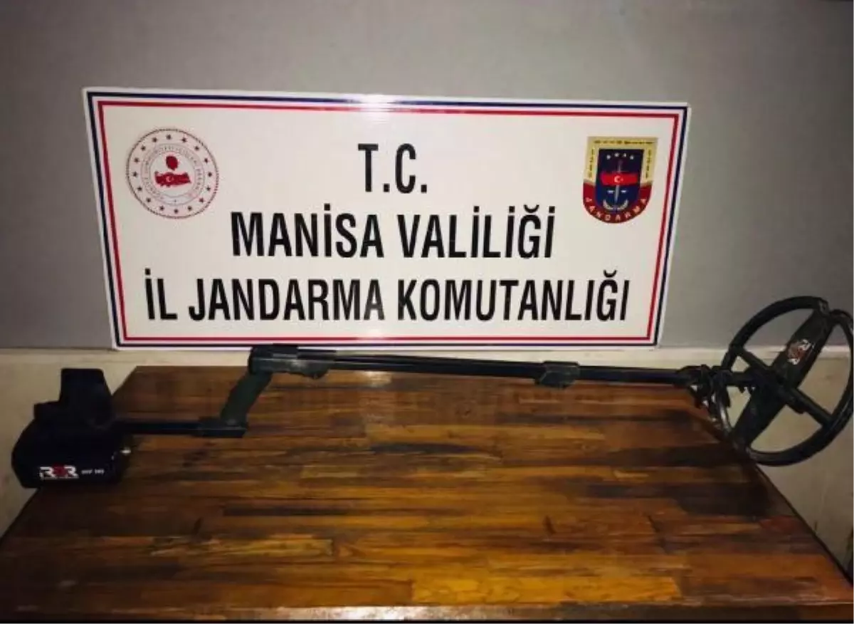 Manisa'da SİT alanındaki kaçak kazıya suçüstü