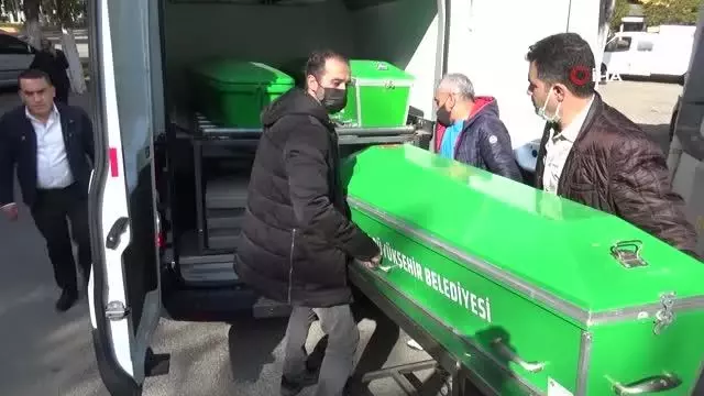 Tramvayın çarptığı yaşlı adam hayatını kaybetti