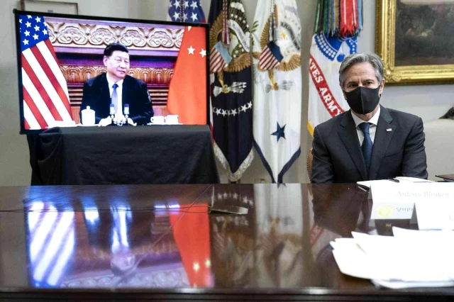 Biden ve Çin Devlet Lideri Xi'den 3.5 saatlik kritik görüşme