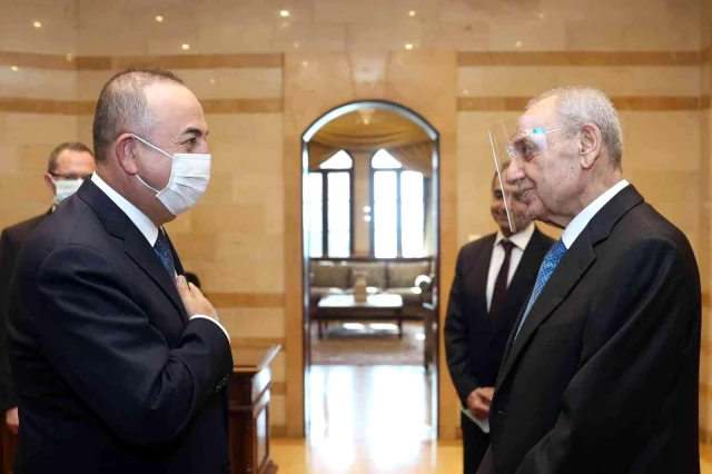 Çavuşoğlu, Lübnan Cumhurbaşkanı tarafından kabul edildi