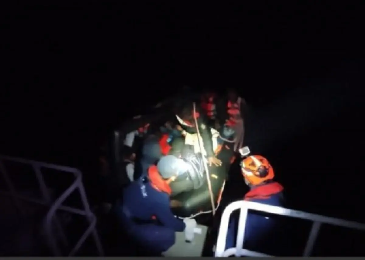 Datça'da 60 kaçak göçmen kurtarıldı