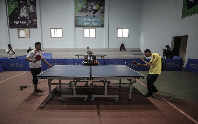 Bedensel engelliler masa tenisi şampiyonası düzenleniyor
