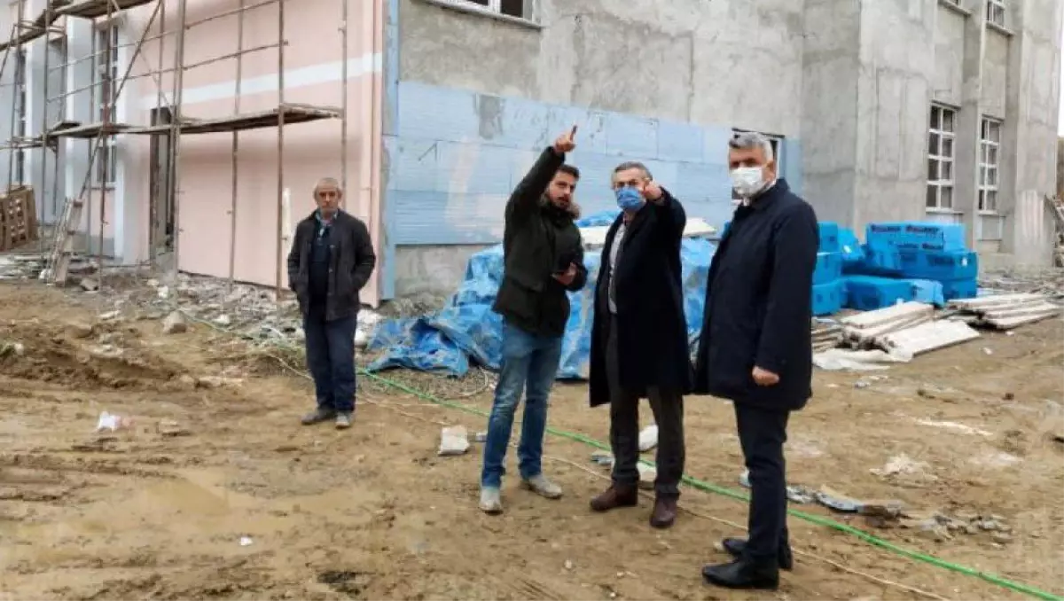 İl Milli Eğitim Müdürümüz Murat Yiğit İnşaatı Devam Eden Eğitim Yatırımlarını Yerinde İnceledi.
