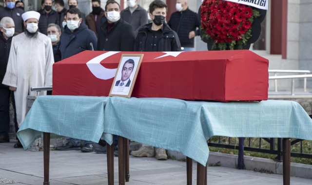 Covid 19 nedeniyle hayatını kaybeden Hakim Ümit Demirhan son yolculuğuna uğurlandı